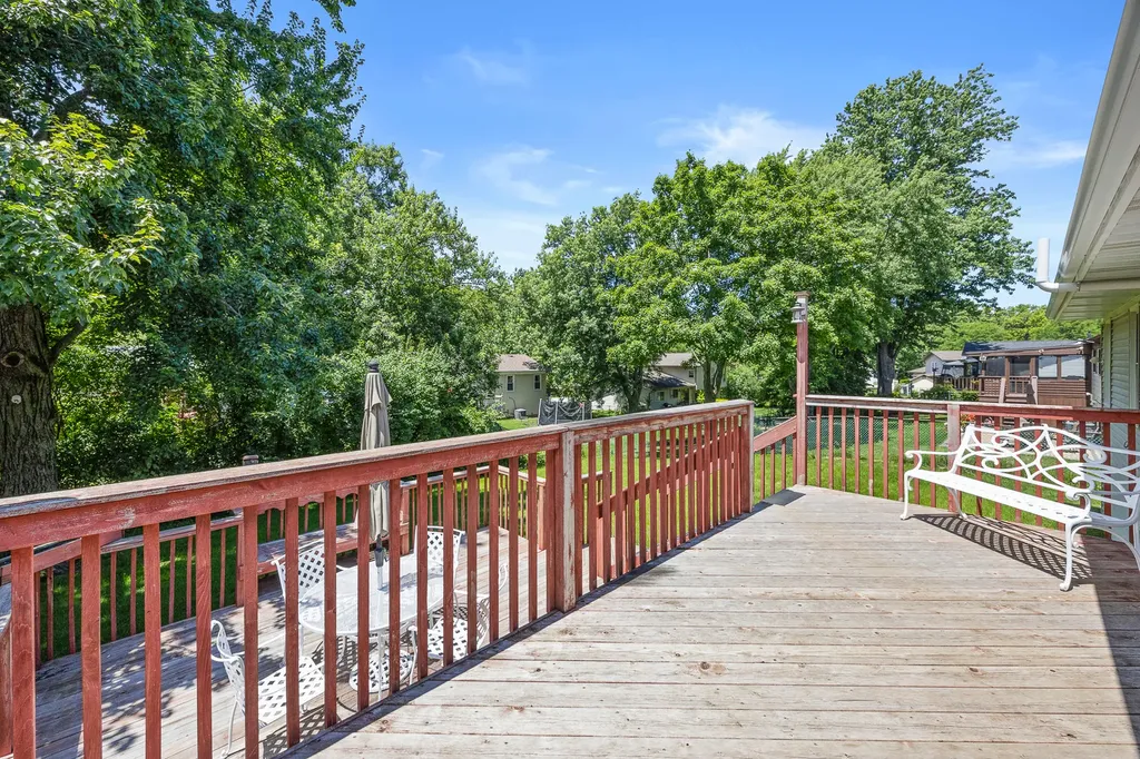 313 Bedford Road Bolingbrook IL 60440