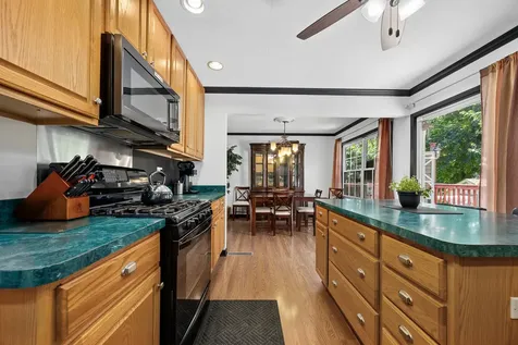 313 Bedford Road Bolingbrook IL 60440