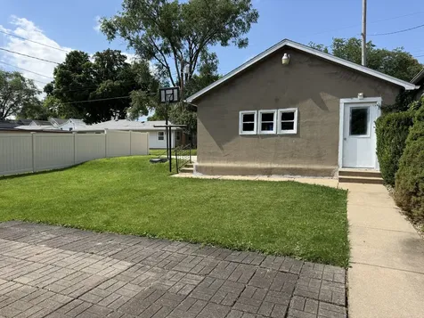 304 East Minnesota Street Spring Valley IL 61362