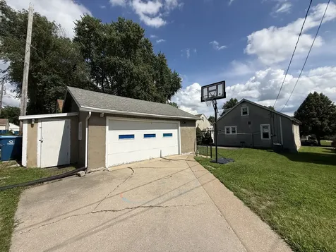 304 East Minnesota Street Spring Valley IL 61362