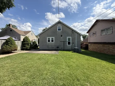 304 East Minnesota Street Spring Valley IL 61362