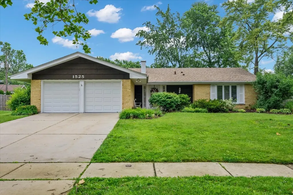 1525 Mayfield Lane Hoffman Estates IL 60169