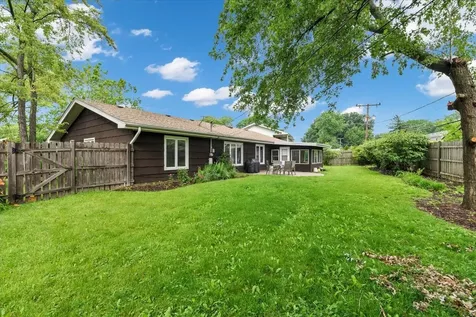 1525 Mayfield Lane Hoffman Estates IL 60169