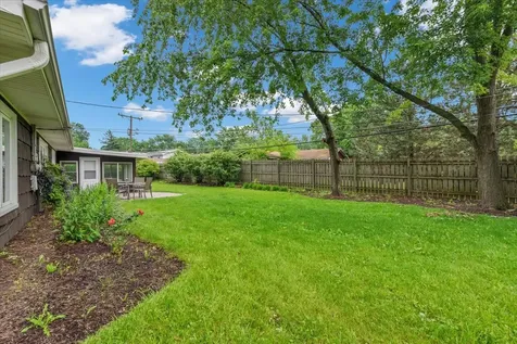 1525 Mayfield Lane Hoffman Estates IL 60169
