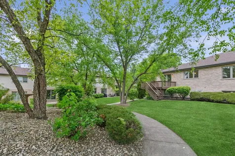 11135 Shenandoah Drive Orland Park IL 60467