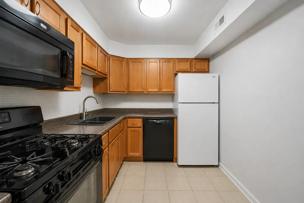 5200 Carriageway Drive Rolling Meadows IL 60008