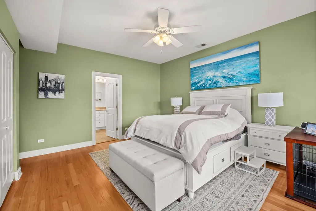 4447 North Magnolia Avenue Chicago IL 60640