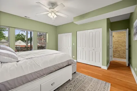 4447 North Magnolia Avenue Chicago IL 60640