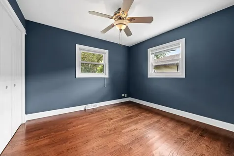 508 Landmeier Road Elk Grove Village IL 60007