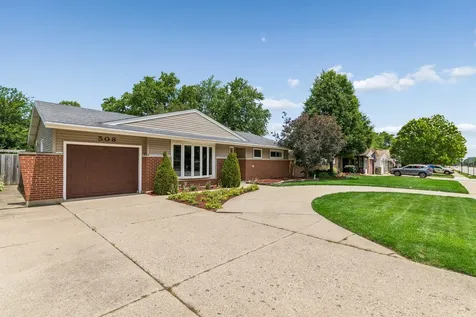 508 Landmeier Road Elk Grove Village IL 60007