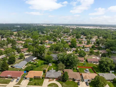 508 Landmeier Road Elk Grove Village IL 60007