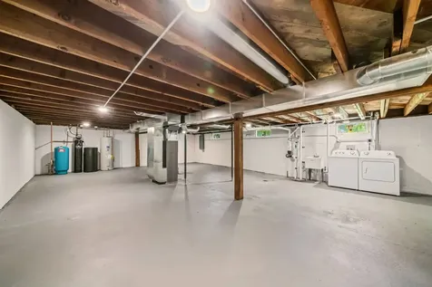 3569 West Egan Road Leaf River IL 61047