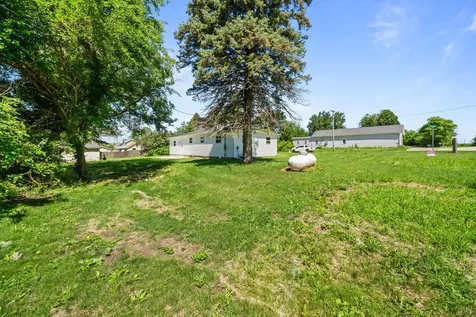 3569 West Egan Road Leaf River IL 61047