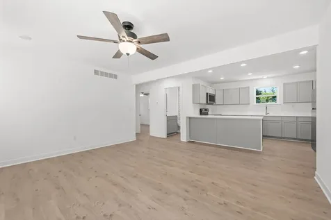 3569 West Egan Road Leaf River IL 61047