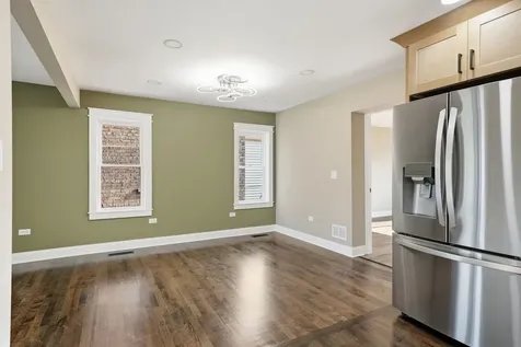 10516 South King Drive Chicago IL 60628