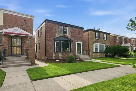 10516 South King Drive Chicago IL 60628