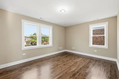 10516 South King Drive Chicago IL 60628