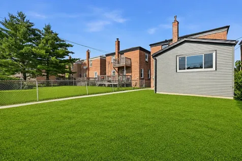 10516 South King Drive Chicago IL 60628