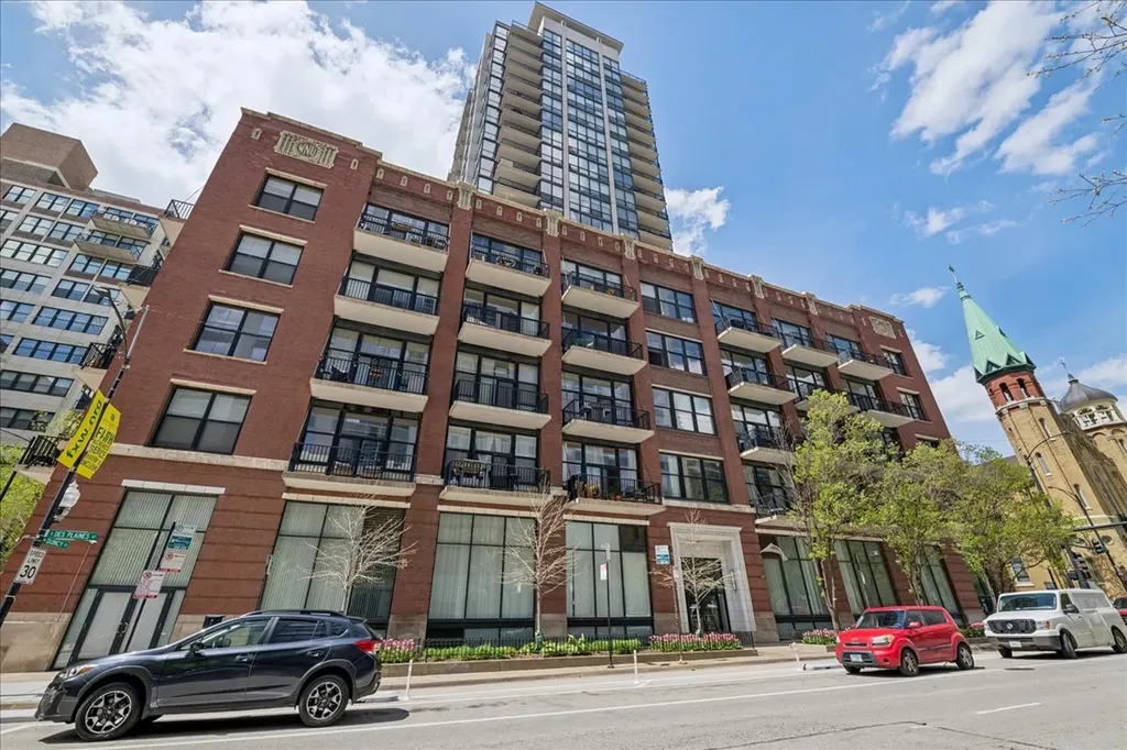 210 South Desplaines Street Chicago IL 60661