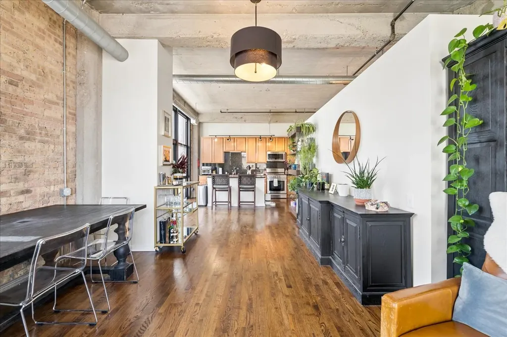 210 South Desplaines Street Chicago IL 60661