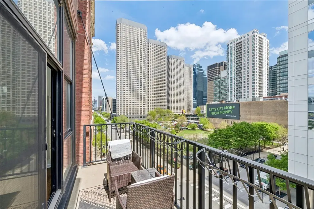 210 South Desplaines Street Chicago IL 60661