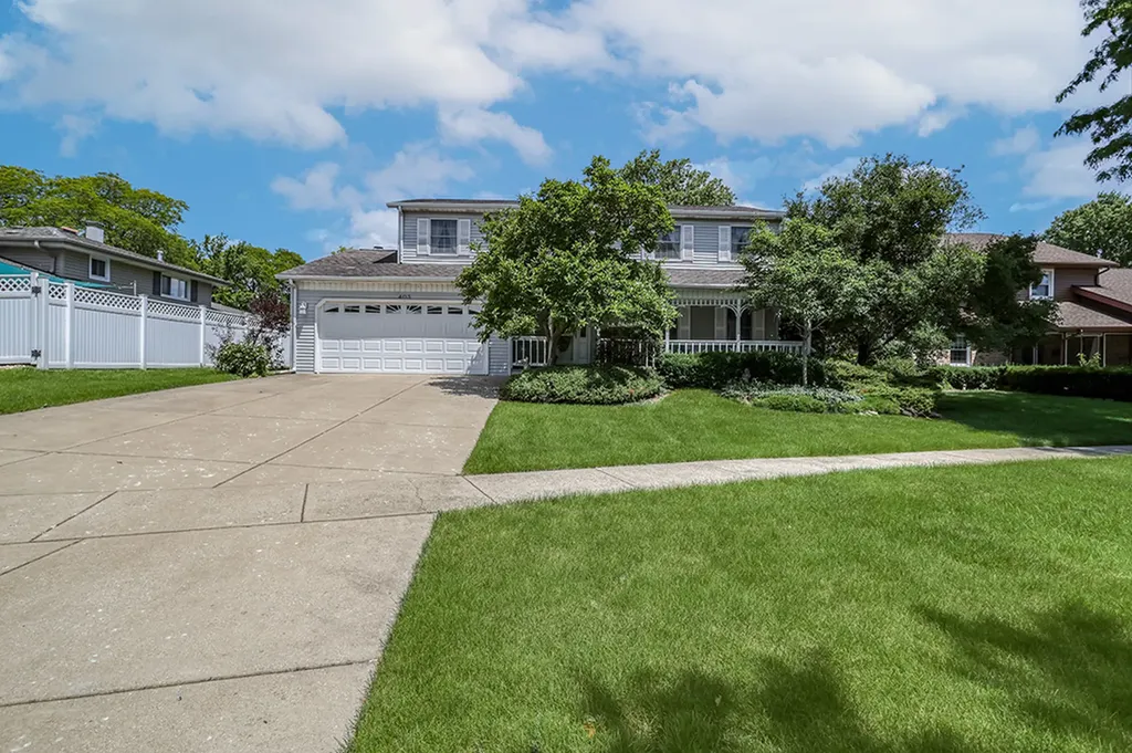 403 Sara Avenue Lemont IL 60439