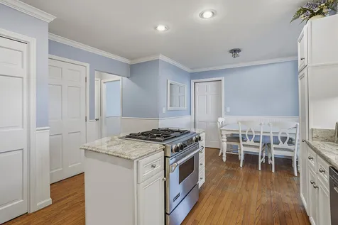 403 Sara Avenue Lemont IL 60439