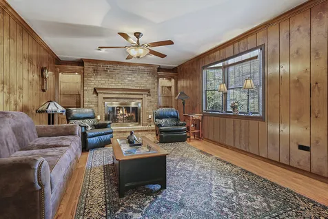 403 Sara Avenue Lemont IL 60439