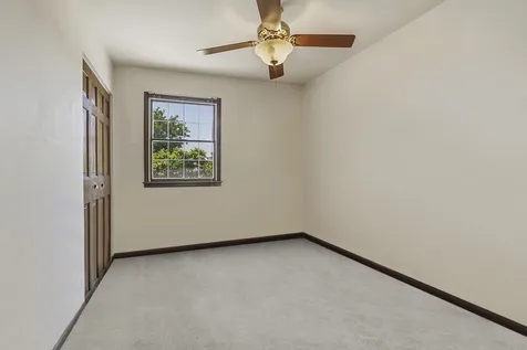 403 Sara Avenue Lemont IL 60439