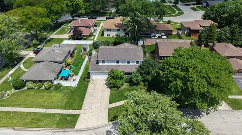 403 Sara Avenue Lemont IL 60439