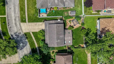 403 Sara Avenue Lemont IL 60439
