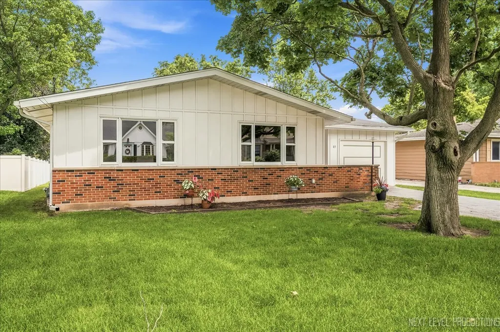 77 South Chase Avenue Lombard IL 60148