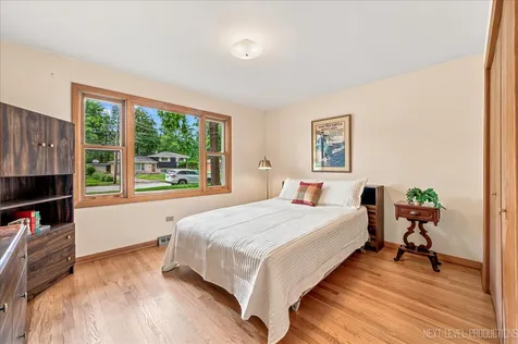 77 South Chase Avenue Lombard IL 60148