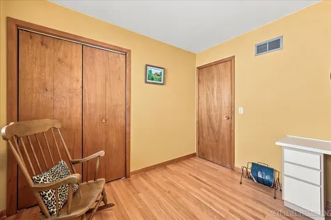 77 South Chase Avenue Lombard IL 60148