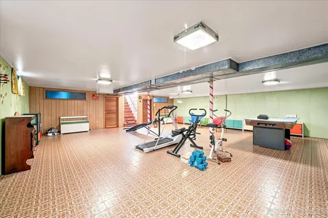 77 South Chase Avenue Lombard IL 60148