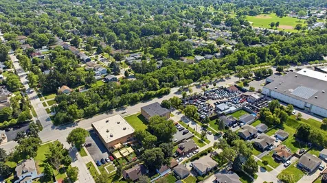 77 South Chase Avenue Lombard IL 60148