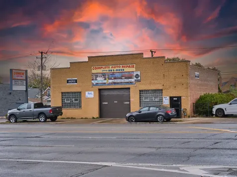 6451 South Cicero Avenue Chicago IL 60638