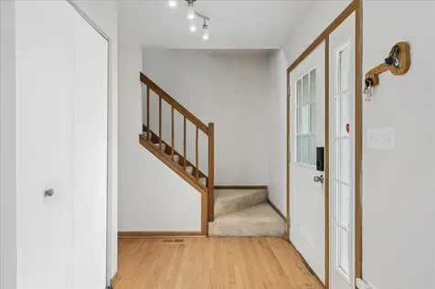 1436 Bridgedale Road Crystal Lake IL 60014