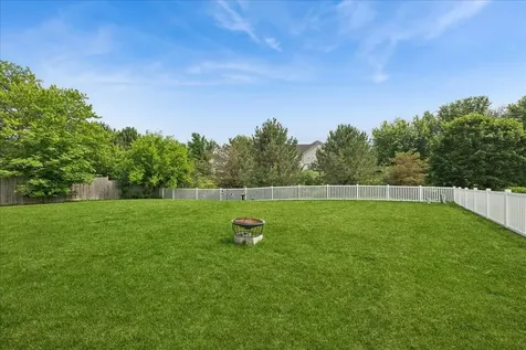 1436 Bridgedale Road Crystal Lake IL 60014