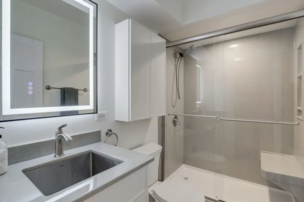 1239 North State Parkway Chicago IL 60610
