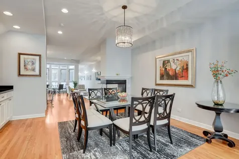 1239 North State Parkway Chicago IL 60610