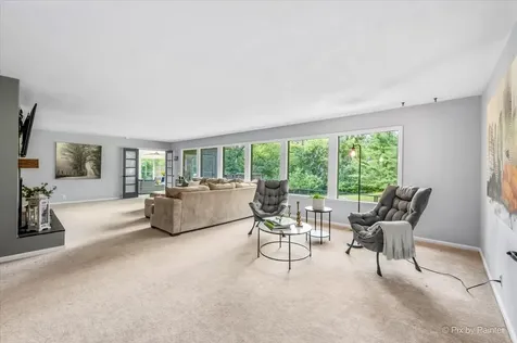 5006 Deering Oaks Lane Crystal Lake IL 60012