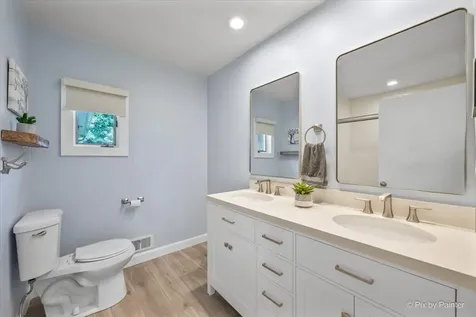 5006 Deering Oaks Lane Crystal Lake IL 60012