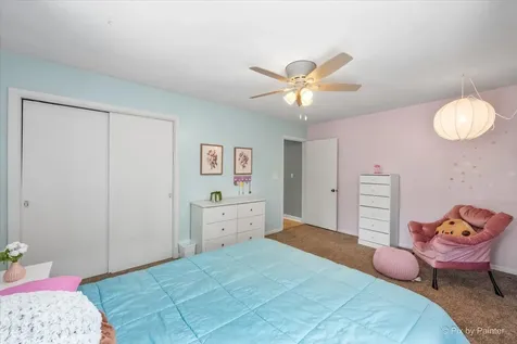 5006 Deering Oaks Lane Crystal Lake IL 60012