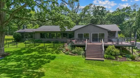 5006 Deering Oaks Lane Crystal Lake IL 60012