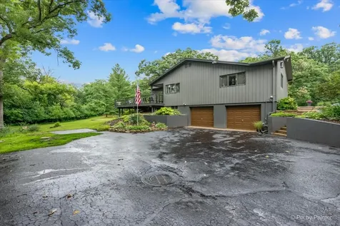 5006 Deering Oaks Lane Crystal Lake IL 60012