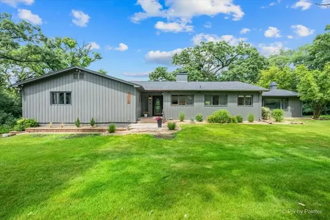 5006 Deering Oaks Lane Crystal Lake IL 60012