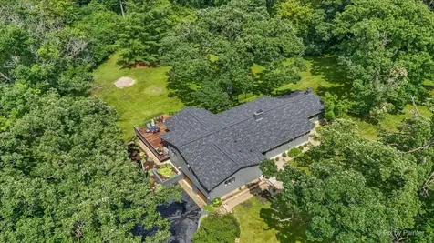 5006 Deering Oaks Lane Crystal Lake IL 60012