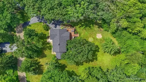 5006 Deering Oaks Lane Crystal Lake IL 60012