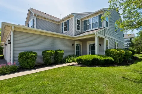3158 Falling Waters Lane Lindenhurst IL 60046
